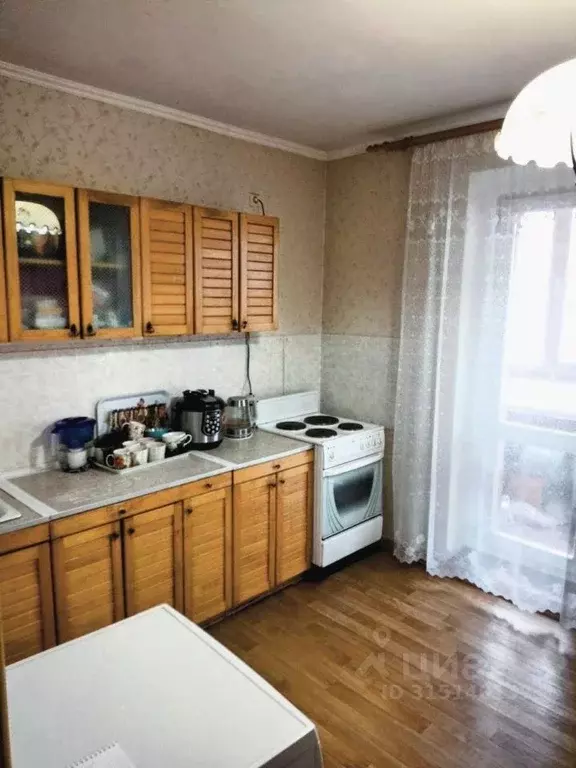 3-к кв. Омская область, Омск ул. 7-я Линия, 190 (81.6 м) - Фото 1