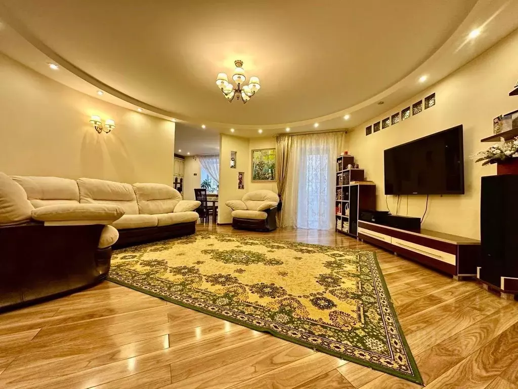 3-к кв. Самарская область, Самара ул. Венцека, 78 (113.5 м) - Фото 1