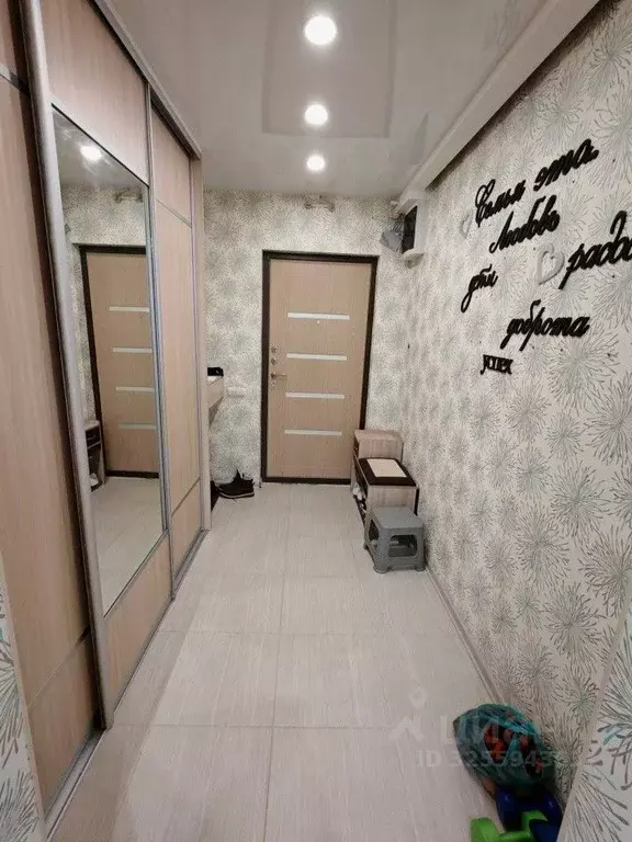 3-к кв. Свердловская область, Екатеринбург ул. Викулова, 63к4 (78.1 м) - Фото 1