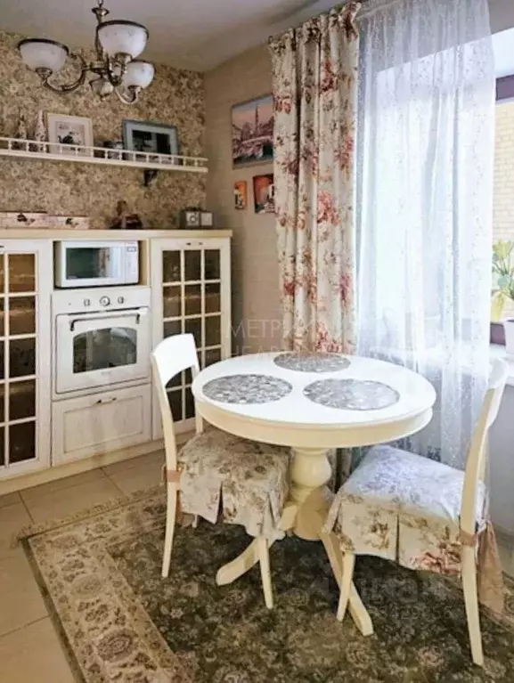 3-к кв. Тюменская область, Тюмень Мельничная ул., 26 (108.4 м) - Фото 1