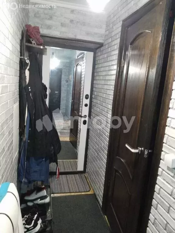 2-комнатная квартира: Калининград, Уральская улица, 9 (42 м) - Фото 1