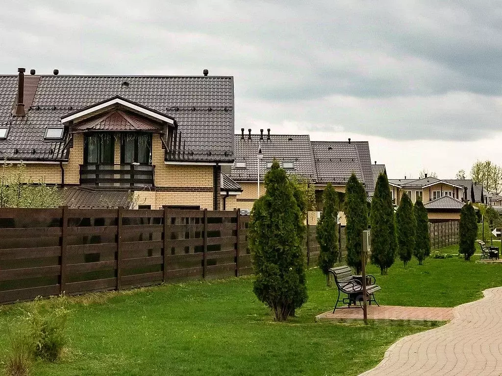 Таунхаус в Ленинградская область, Всеволожский район, Агалатовское ... - Фото 1