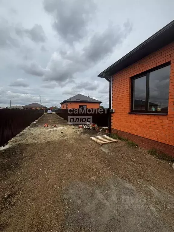 Дом в Краснодарский край, Выселки ст-ца ул. Кооперативная, 93 (100 м) - Фото 2