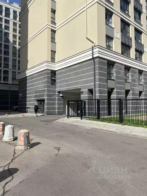 гараж в санкт-петербург московский просп, 71к3 (14 м) - Фото 1