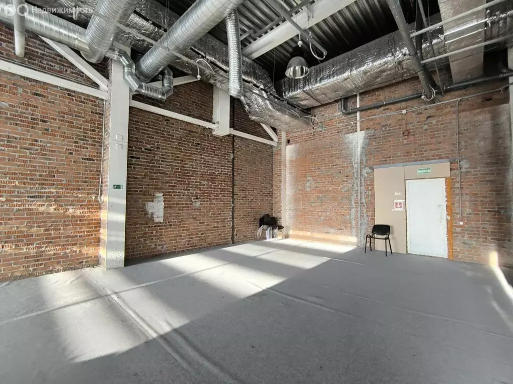 Помещение свободного назначения (226 м) - Фото 1