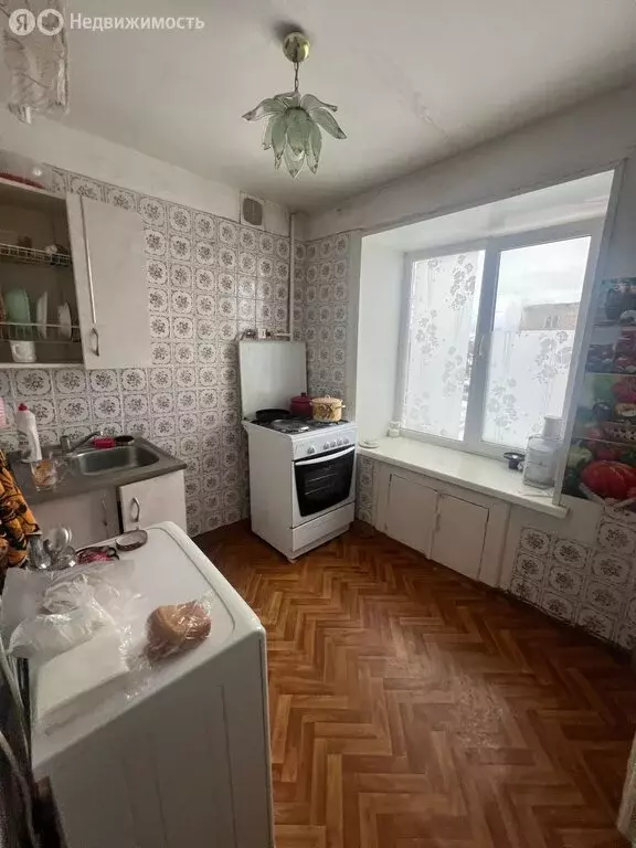 3-комнатная квартира: Кунгур, улица Свободы, 38 (58 м) - Фото 0