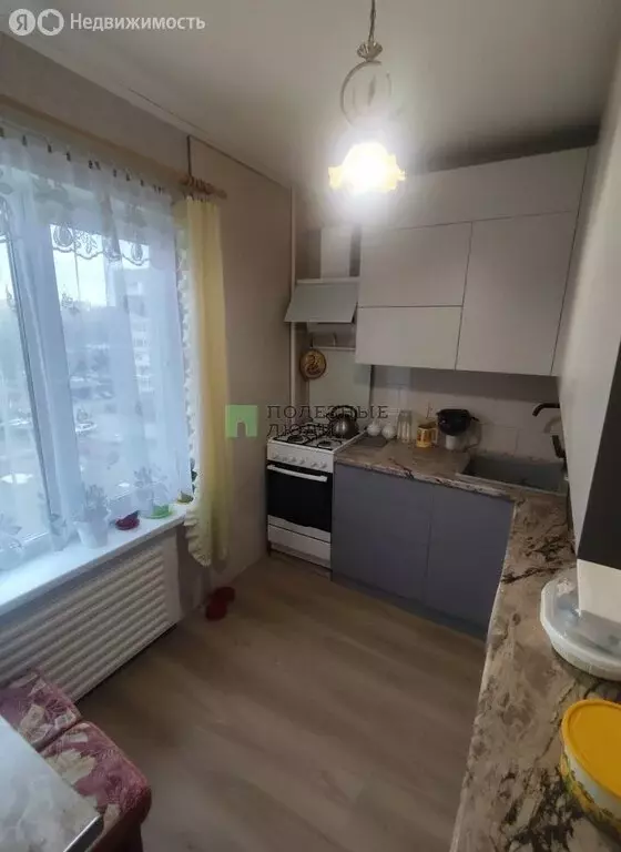 3-комнатная квартира: Ижевск, Молодёжная улица, 45 (54 м) - Фото 2