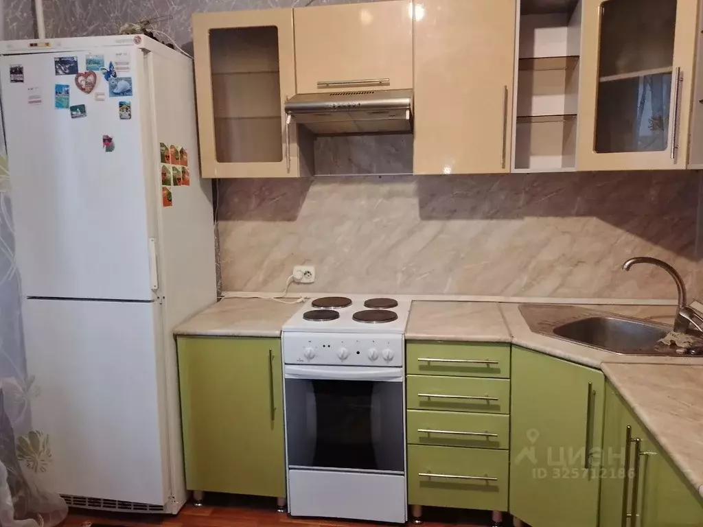 1-к кв. Курская область, Курск просп. Вячеслава Клыкова, 82 (38.0 м) - Фото 1