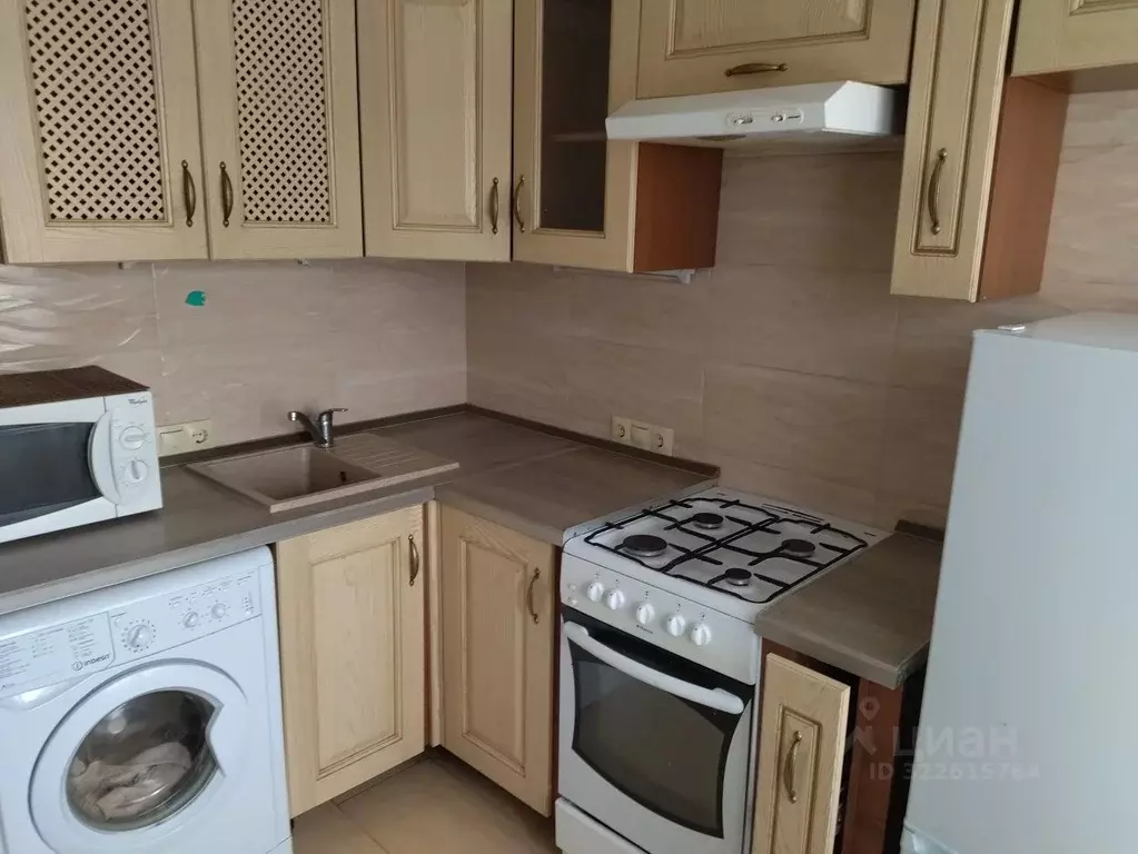 2-к кв. Омская область, Омск ул. Короленко, 2 (46.0 м) - Фото 1