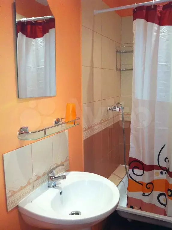 Комната 15 м, 2/2 эт. - Фото 1