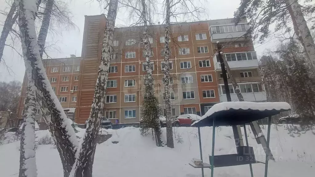 2-к кв. Челябинская область, Чебаркульский муниципальный округ, с. ... - Фото 1