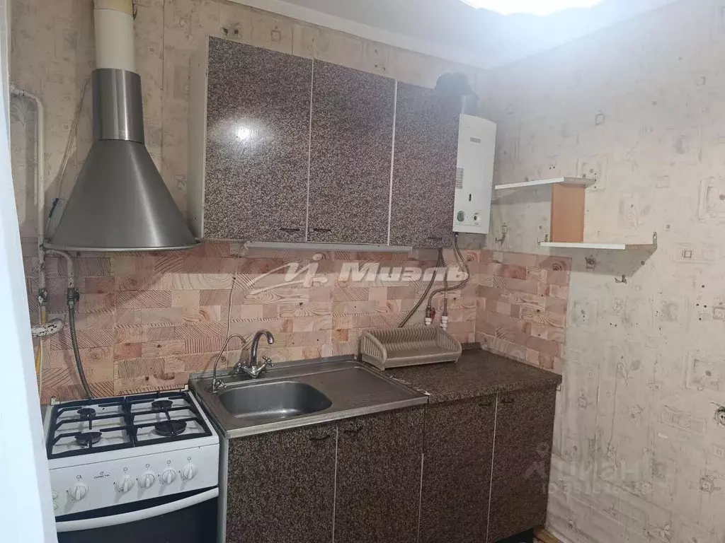 2-к кв. Крым, Симферополь ул. Гайдара, 14 (43.2 м) - Фото 2