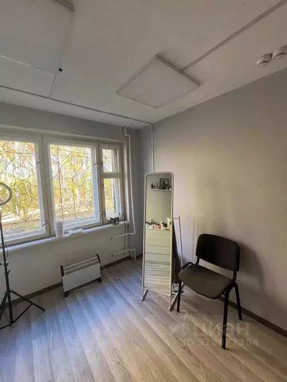 Помещение свободного назначения в Омская область, Омский район, с. ... - Фото 1