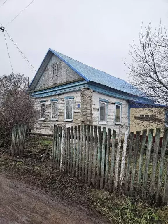 Дом в Башкортостан, Кармаскалинский район, Савалеевский сельсовет, д. ... - Фото 1