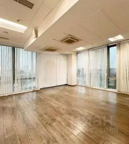 Офис в Москва Верейская ул., 17 (945 м) - Фото 1