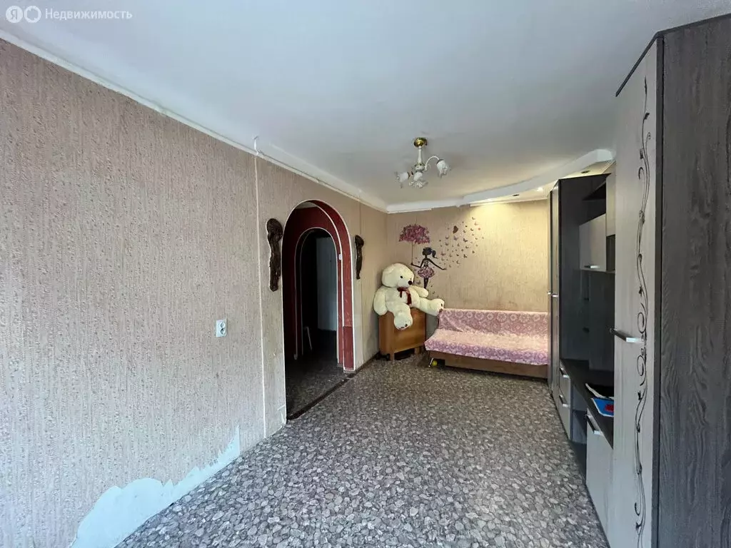2-комнатная квартира: Ирбит, улица Александра Матросова, 12 (40.1 м) - Фото 1