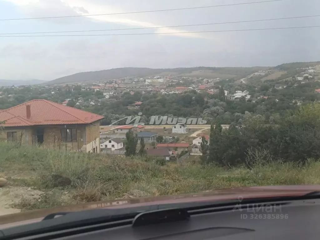 Участок в Крым, Симферопольский район, Добровское с/пос, с. Пионерское ... - Фото 1