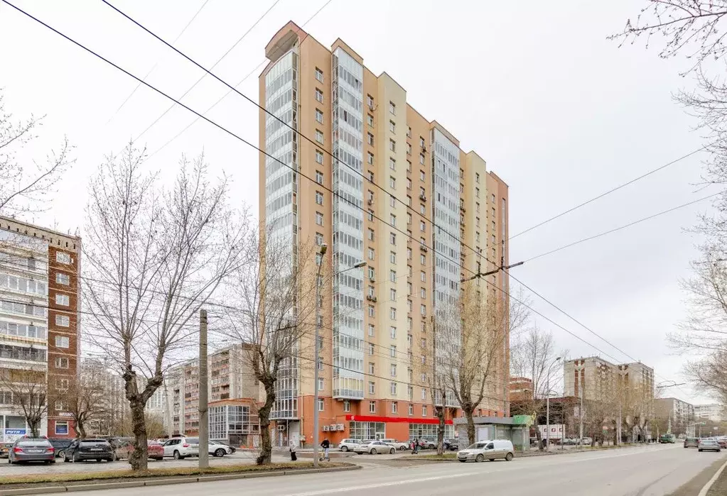 2-к кв. Свердловская область, Екатеринбург ул. Белинского, 180 (83.5 ... - Фото 0