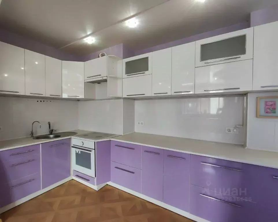 3-к кв. Волгоградская область, Волгоград ул. 51-й Гвардейской Дивизии, ... - Фото 1