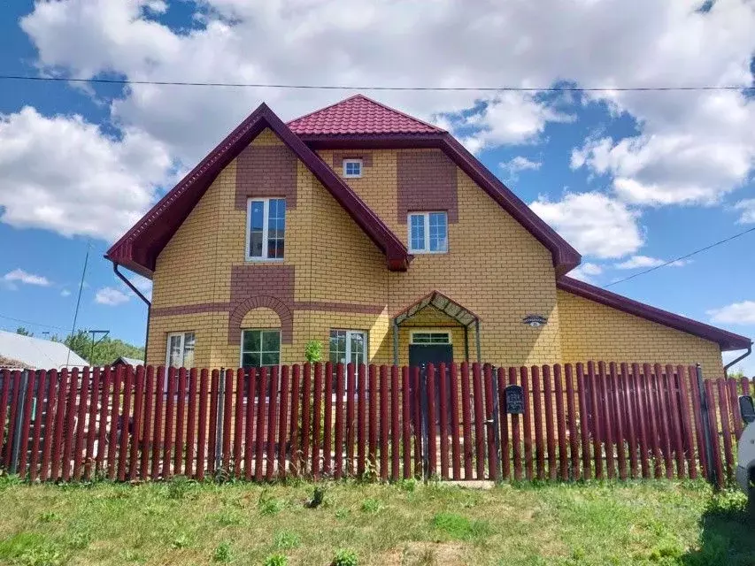 Коттедж в Мордовия, Рузаевка Октябрьская ул., 8 (180 м) - Фото 2