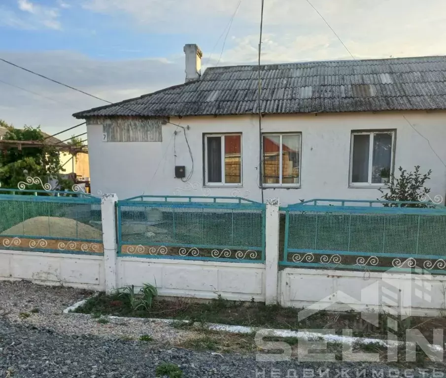 Дом в Крым, Черноморский район, с. Новоивановка ул. Гагарина (55 м) - Фото 0