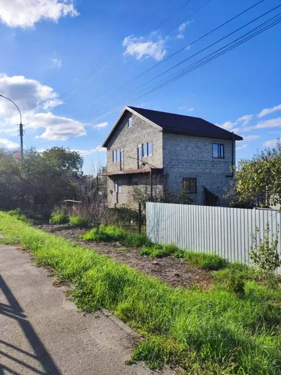 Дом в Краснодарский край, Белореченск  (169 м) - Фото 2