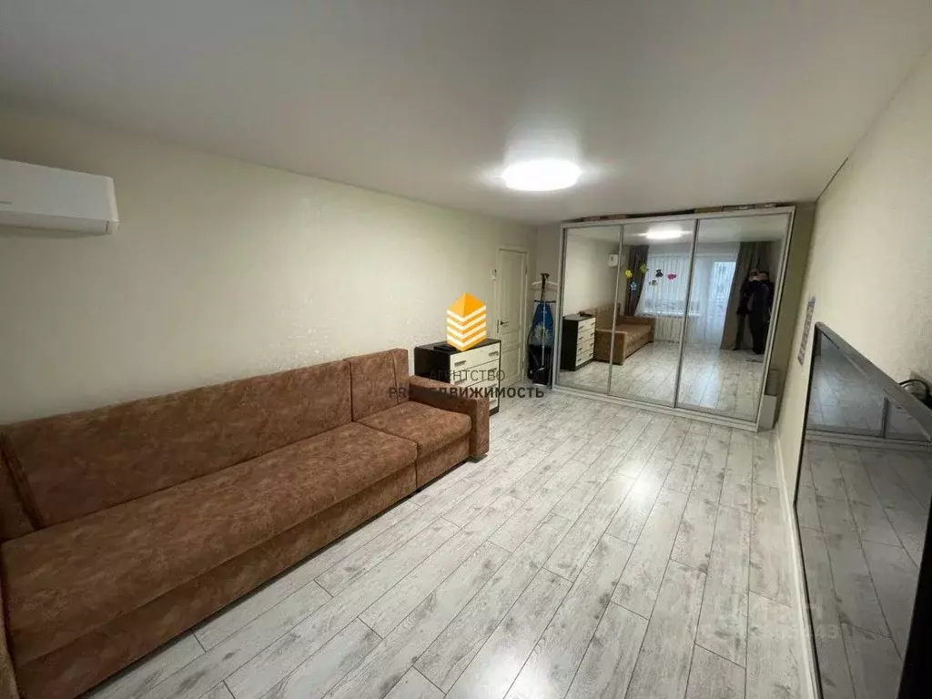 1-к кв. Башкортостан, Уфа просп. Октября, 70 (36.0 м) - Фото 2