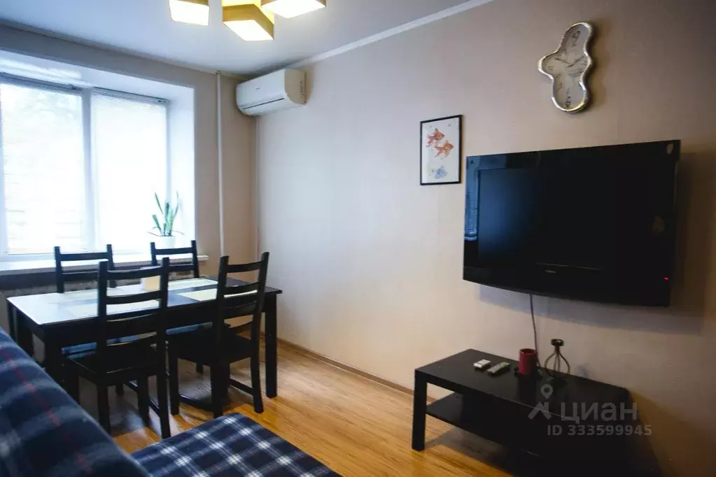 2-к кв. Татарстан, Казань ул. Лейтенанта Шмидта, 48 (40.0 м) - Фото 2