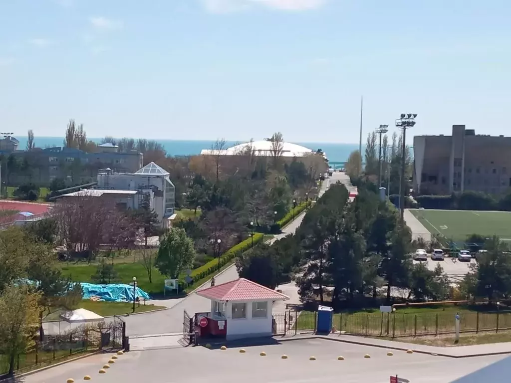 1-к кв. Крым, Евпатория городской округ, Заозерное пгт ул. Аллея ... - Фото 1