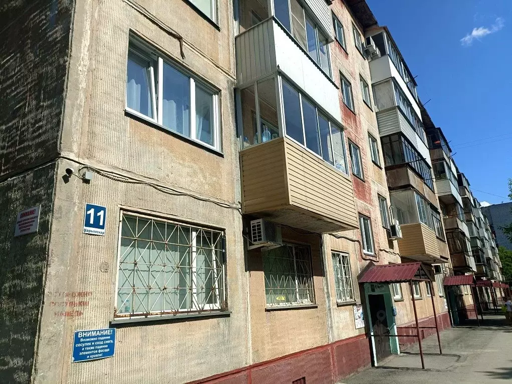 4-к кв. Новосибирская область, Новосибирск Нарымская ул., 11 (61.7 м) - Фото 1