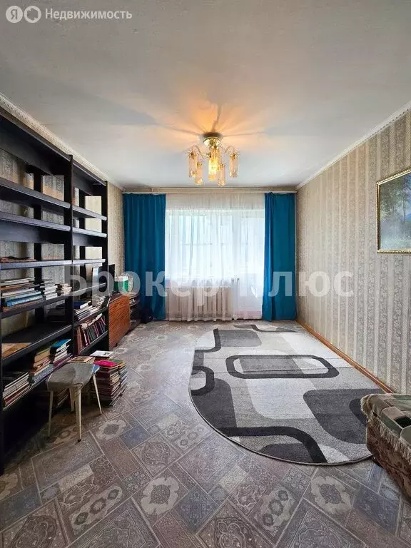 2-комнатная квартира: Кызыл, улица Кечил-Оола, 3 (50 м) - Фото 1