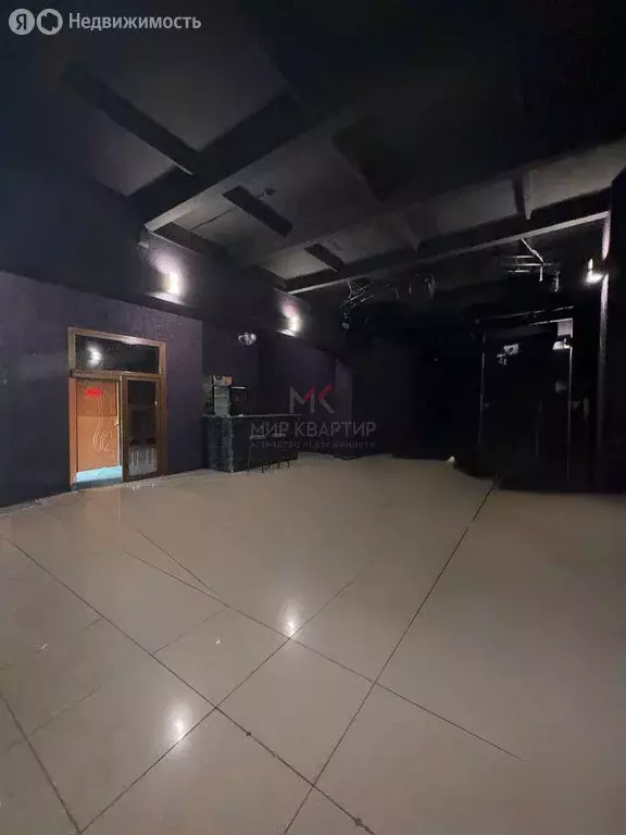 Помещение свободного назначения (369.9 м) - Фото 1