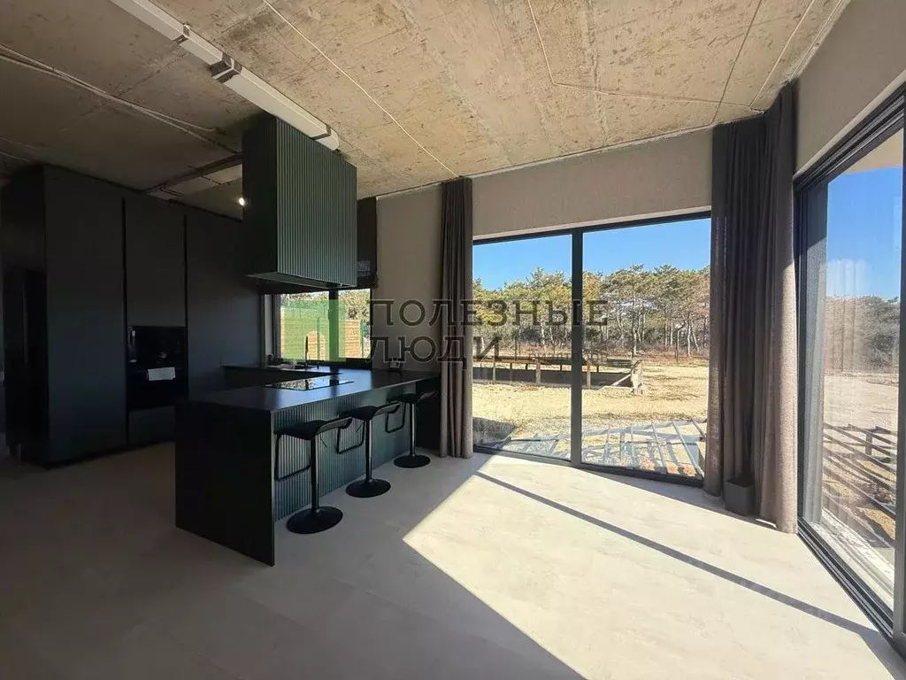 Дом в Севастополь ул. Романтиков, 15 (220 м) - Фото 1