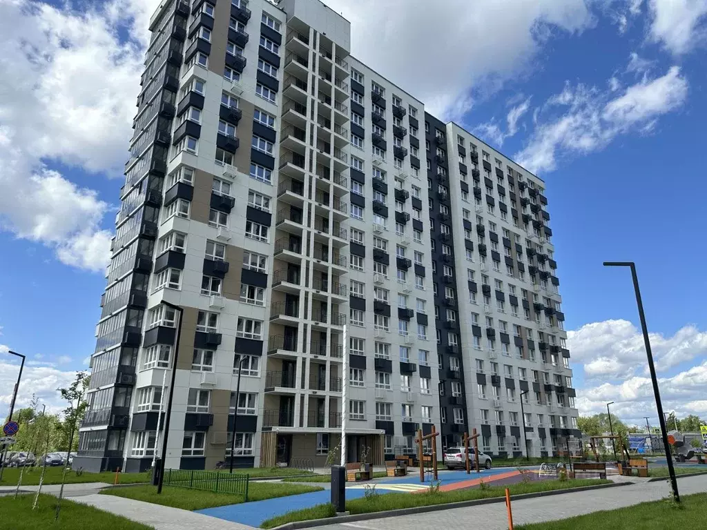 2-к кв. Татарстан, Казань ул. Михаила Миля, 9 (39.5 м) - Фото 0