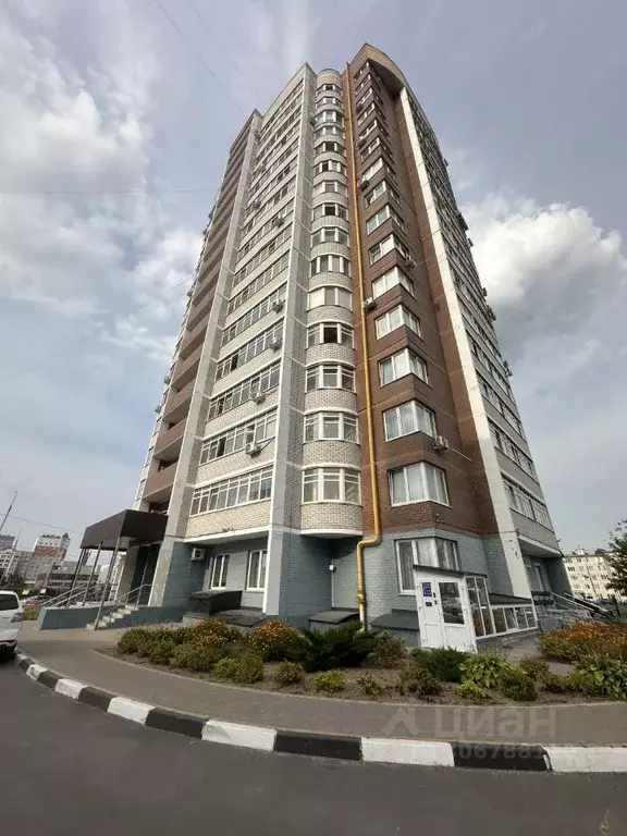 2-к кв. Брянская область, Брянск Авиационная ул., 11 (77.0 м) - Фото 0
