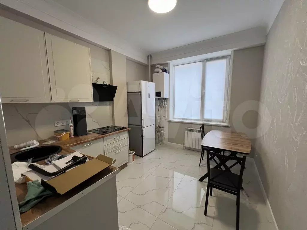 1-к. квартира, 40 м, 1/8 эт. - Фото 0