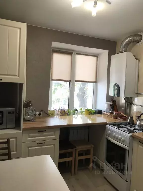 2-к кв. Крым, Керчь ул. Горького, 10 (44.0 м) - Фото 0