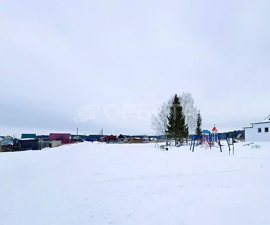 Участок в Тюменская область, Тюменский район, д. Чаплык  (9.62 сот.) - Фото 1