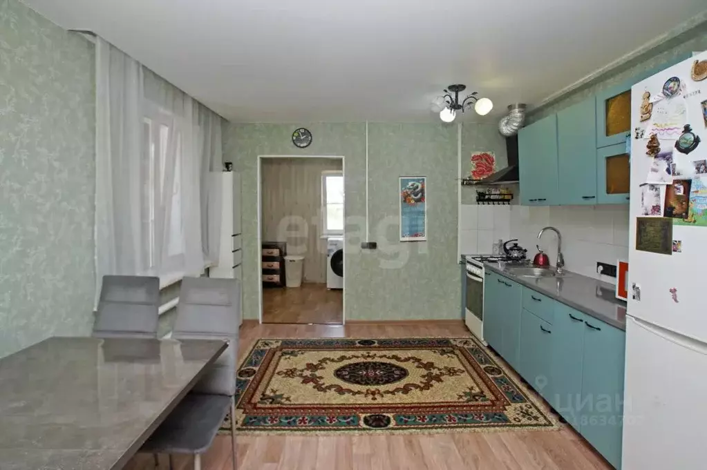 Дом в Омская область, Омск Порт-Артур мкр, ул. 2-я Новая, 37 (79 м) - Фото 1