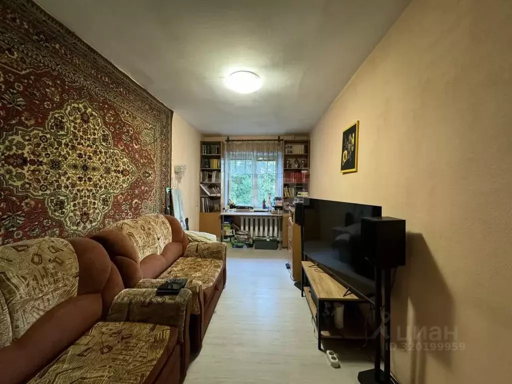 2-к кв. Коми, Сыктывкар ул. Димитрова, 52 (44.0 м) - Фото 0