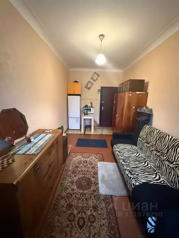 Комната Санкт-Петербург Оборонная ул., 3 (14.5 м) - Фото 0