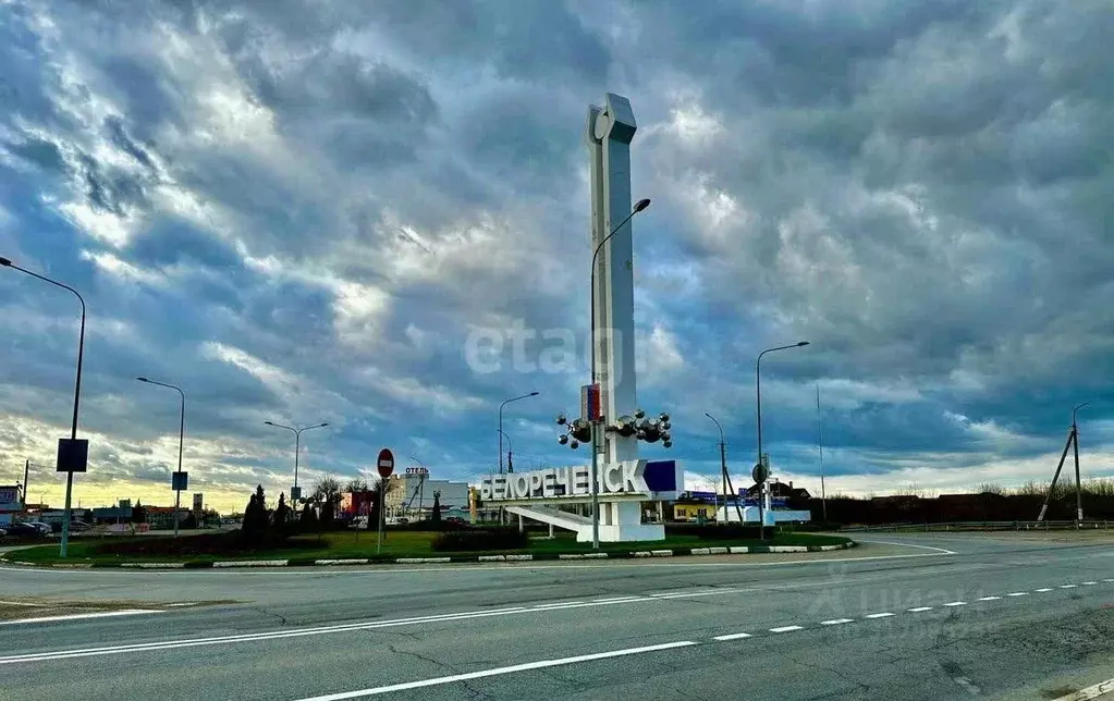 Участок в Краснодарский край, Белореченск Первомайская ул. (80.0 сот.) - Фото 0