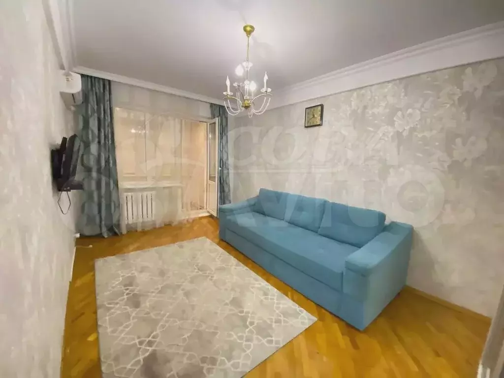 1-к. квартира, 42 м, 7/11 эт. - Фото 1