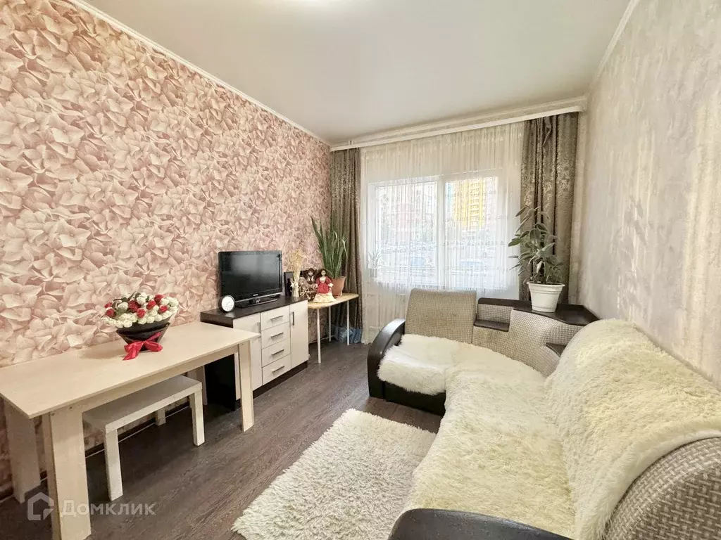 Продаётся 3-к квартира, 56.8 м - Фото 0