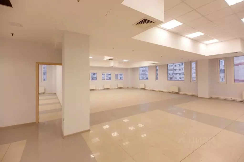 Офис в Санкт-Петербург просп. Испытателей, 30к2 (2052 м) - Фото 1