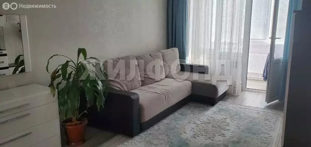 1-комнатная квартира: Георгиевск, улица Дружбы, 8 (48 м) - Фото 1