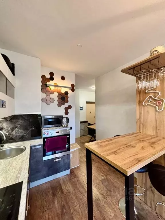 1-к кв. Свердловская область, Екатеринбург ул. Счастливая, 4 (42.8 м) - Фото 1