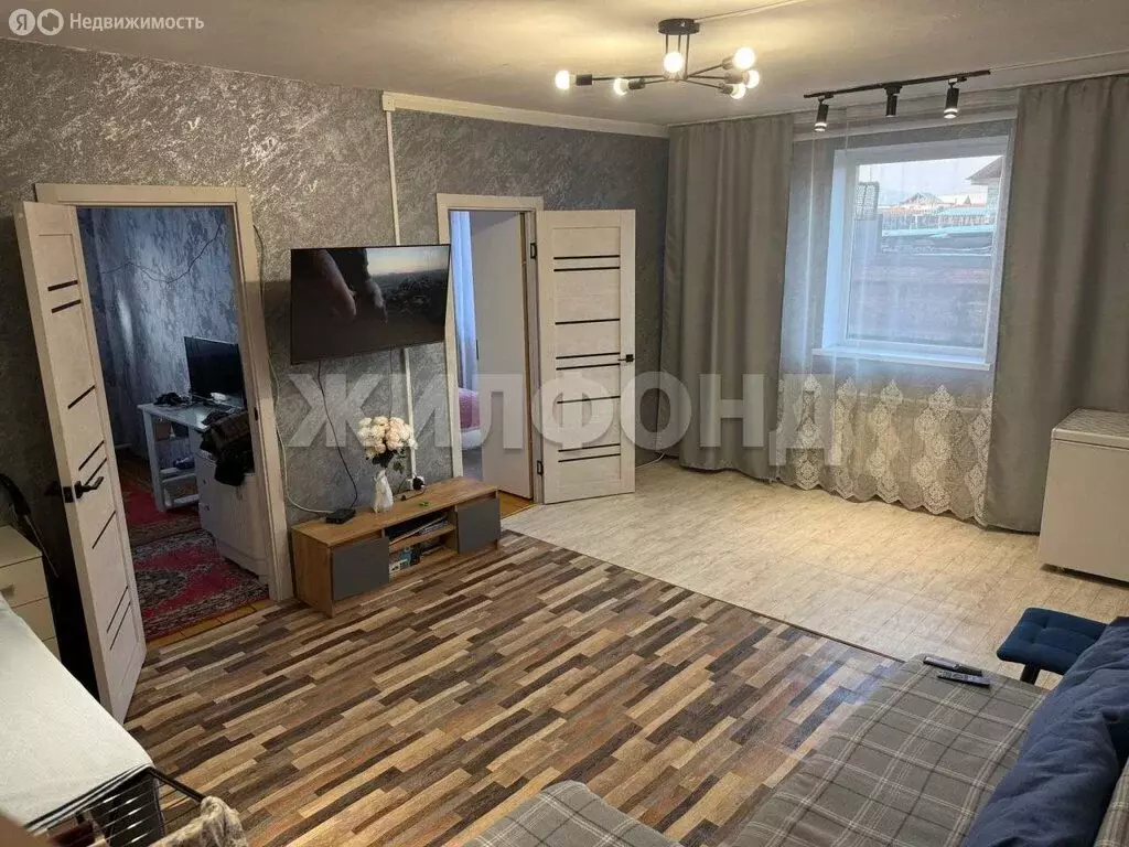 Дом в Кызыл, улица Мира (98 м) - Фото 1