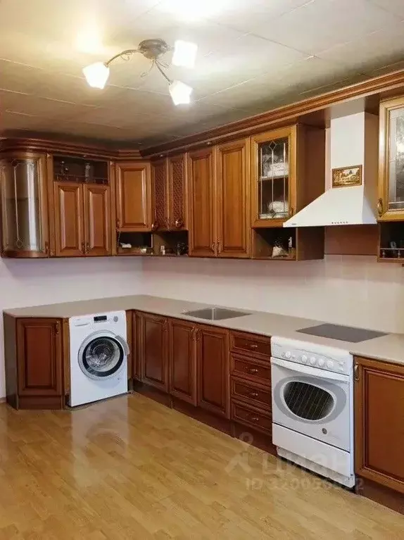 3-к кв. Мордовия, Саранск Республиканская ул., 39А (89.3 м) - Фото 2