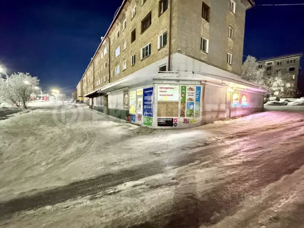 Торговая площадь в Мурманская область, Мурманск ул. Свердлова, 30 (313 ... - Фото 1